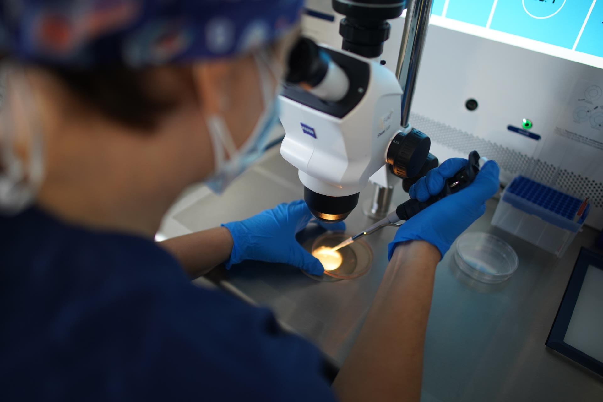 Laboratorio de CEM - Centro Esterilidad Montevideo